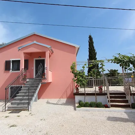 Apartment Mondelaco *