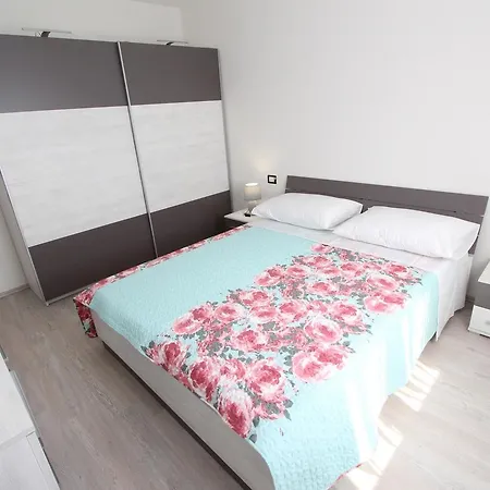 Apartment Mondelaco Rovinj