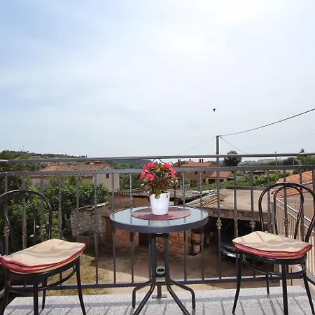 Appartement Mondelaco *