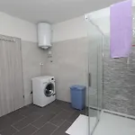 Mondelaco Апартаменты Ровинь