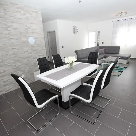 Апартаменты Mondelaco